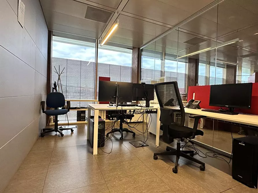 Immagine 8 di Ufficio in vendita  in Via Stezzano 87 a Bergamo