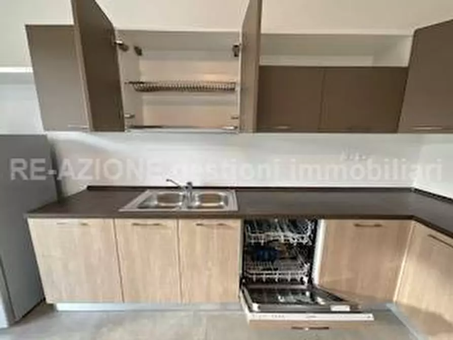 Immagine 9 di Casa bifamiliare in affitto  in Via Grazia Deledda 13 a Costabissara