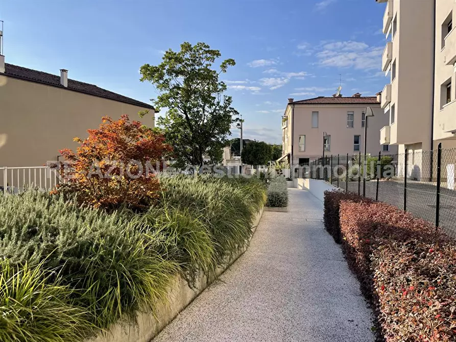 Immagine 5 di Appartamento in vendita  in Viale Trieste a Vicenza