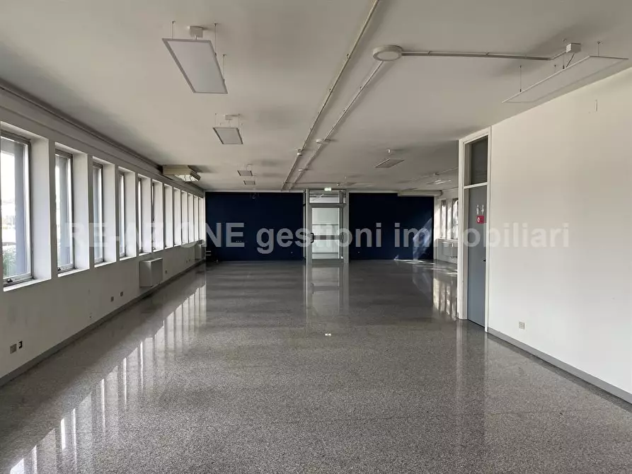 Immagine 8 di Capannone industriale in affitto  in Viale del Lavoro a Vicenza