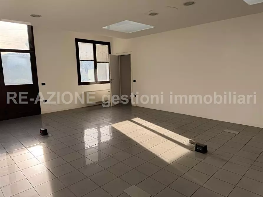 Immagine 4 di Ufficio in affitto  a Altavilla Vicentina