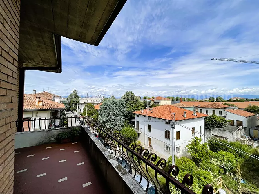 Immagine 6 di Appartamento in vendita  in Via Giuseppe Barbieri 40 a Vicenza