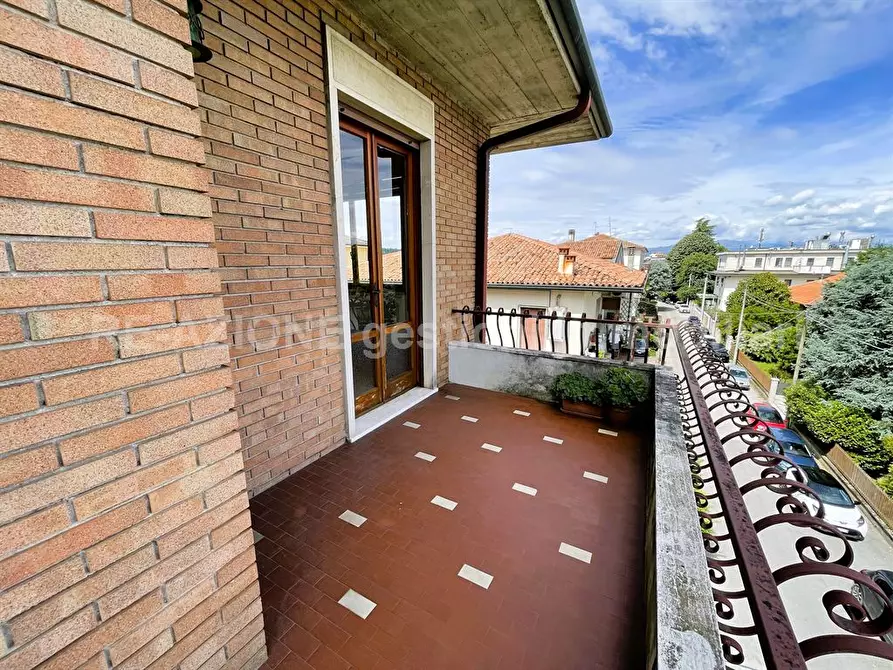 Immagine 5 di Appartamento in vendita  in Via Giuseppe Barbieri 40 a Vicenza