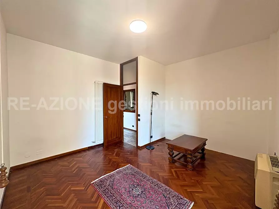 Immagine 5 di Appartamento in vendita  a Vicenza