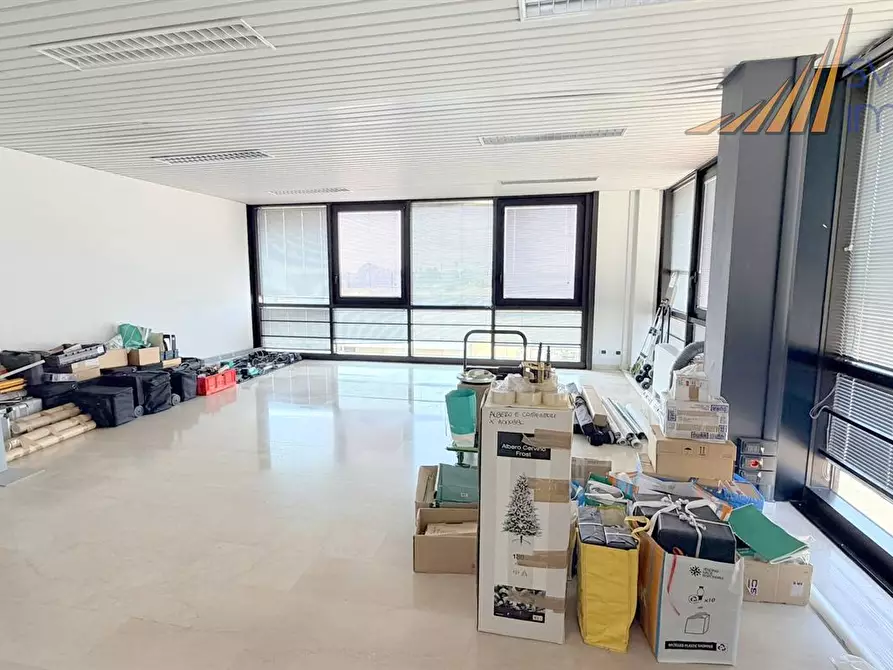 Immagine 8 di Ufficio in affitto  in via Ornago 24 a Bellusco