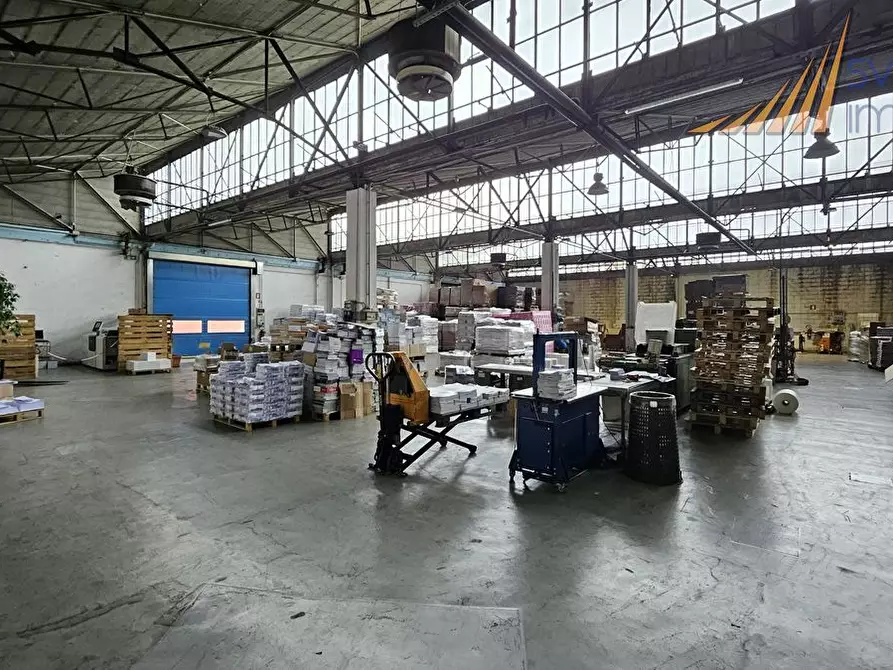 Immagine 2 di Capannone industriale in vendita  in viale Lombardia 51 a Brugherio