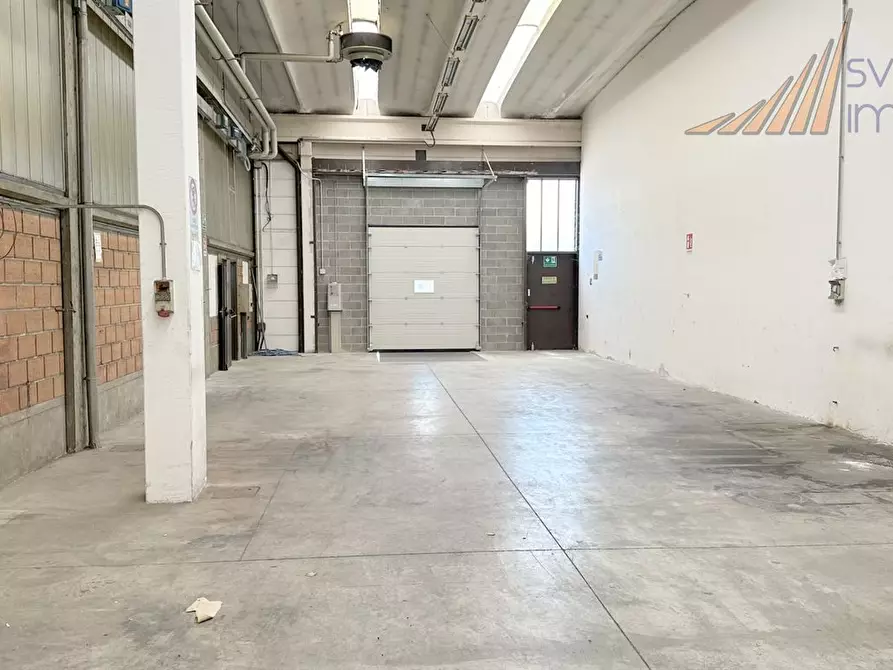 Immagine 8 di Capannone industriale in affitto  in via Enrico Fermi 5/7 a Burago Di Molgora