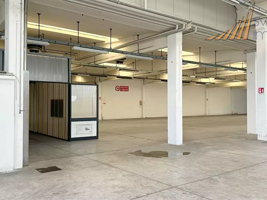 Immagine 5 di Capannone industriale in affitto  in via Enrico Fermi 5/7 a Burago Di Molgora