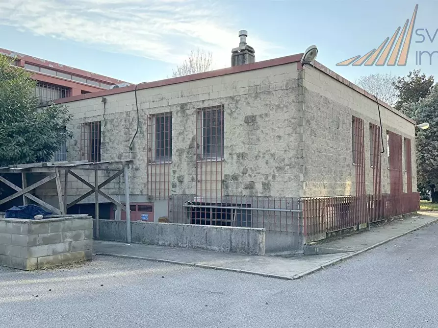 Immagine 2 di Capannone industriale in affitto  in via dei Chiosi 18 a Cavenago Di Brianza