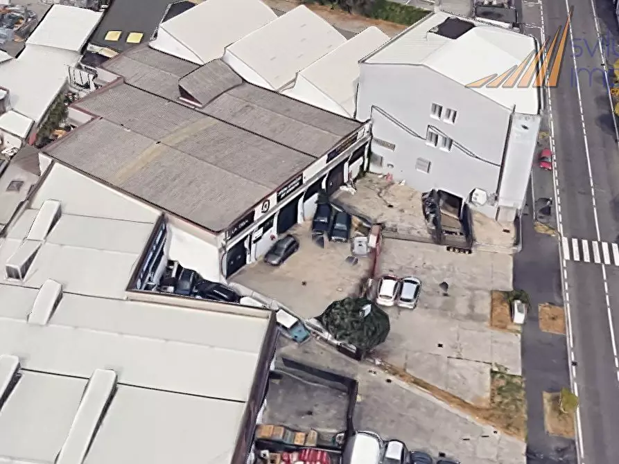 Immagine 1 di Capannone industriale in affitto  a Cologno Monzese