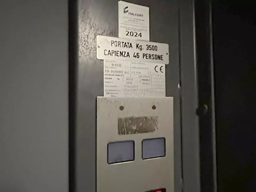 Immagine 7 di Capannone industriale in vendita  in via Eugenio Curiel 56 a Mezzago