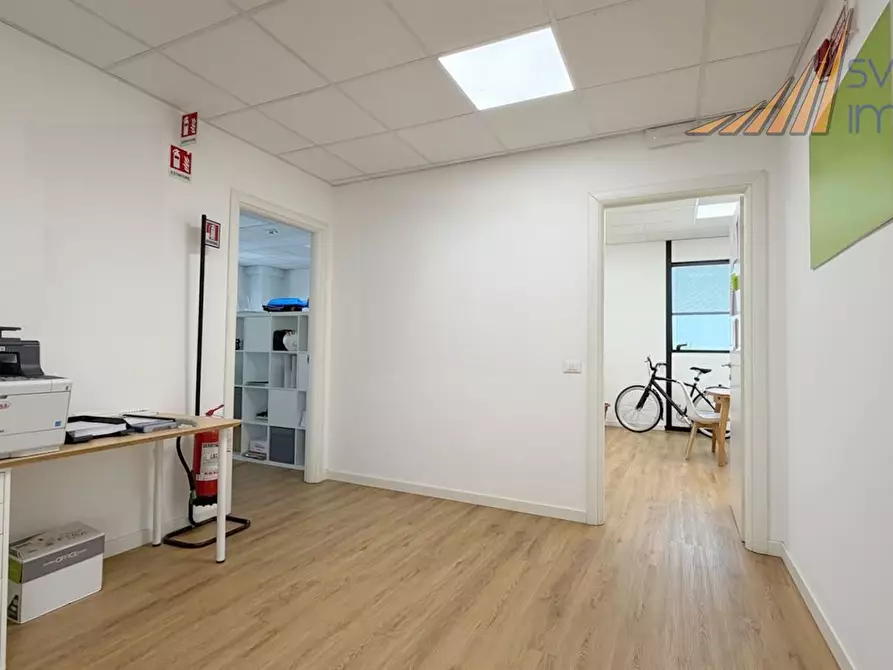 Immagine 3 di Ufficio in affitto  in via carducci g. 125 a Sesto San Giovanni