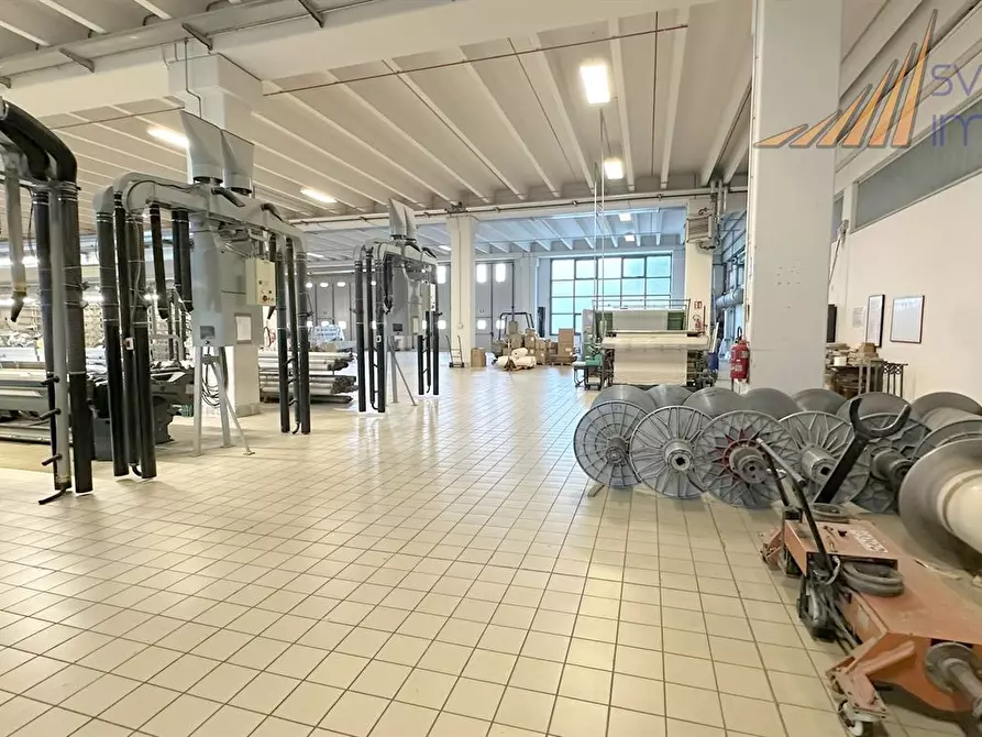 Immagine 4 di Capannone industriale in vendita  in via Norma Cossetto 6/8 a Villasanta
