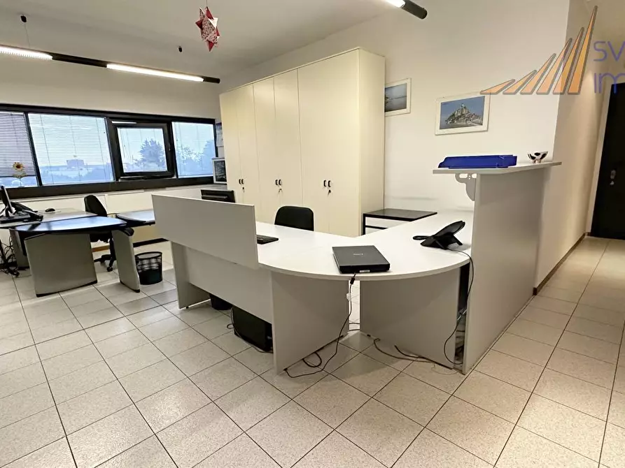 Immagine 2 di Ufficio in vendita  in via risorgimento 32 a Vimercate