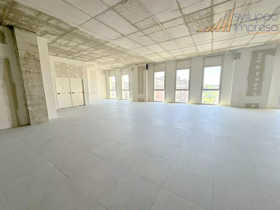 Immagine 6 di Ufficio in affitto  in via del Commercio 22 a Busnago