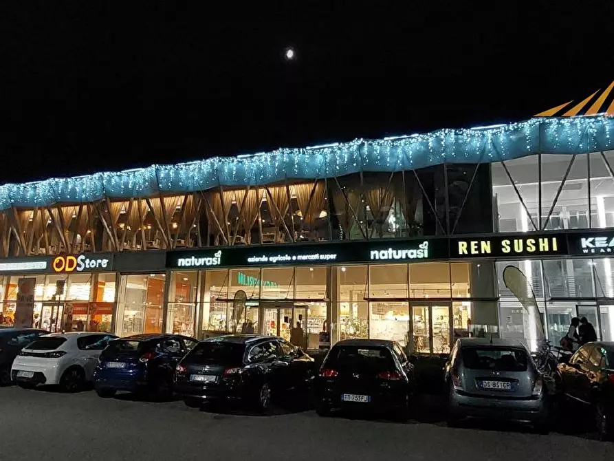 Immagine 2 di Ufficio in affitto  in via del Commercio 22 a Busnago