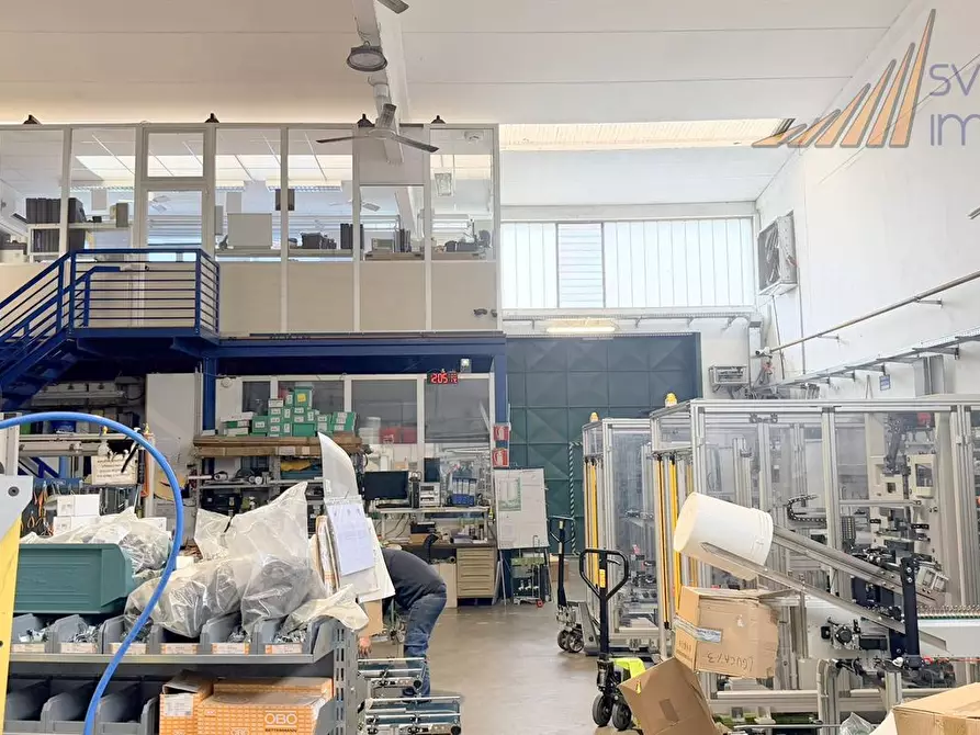 Immagine 3 di Capannone industriale in affitto  in via Galilei 8 a Pessano Con Bornago