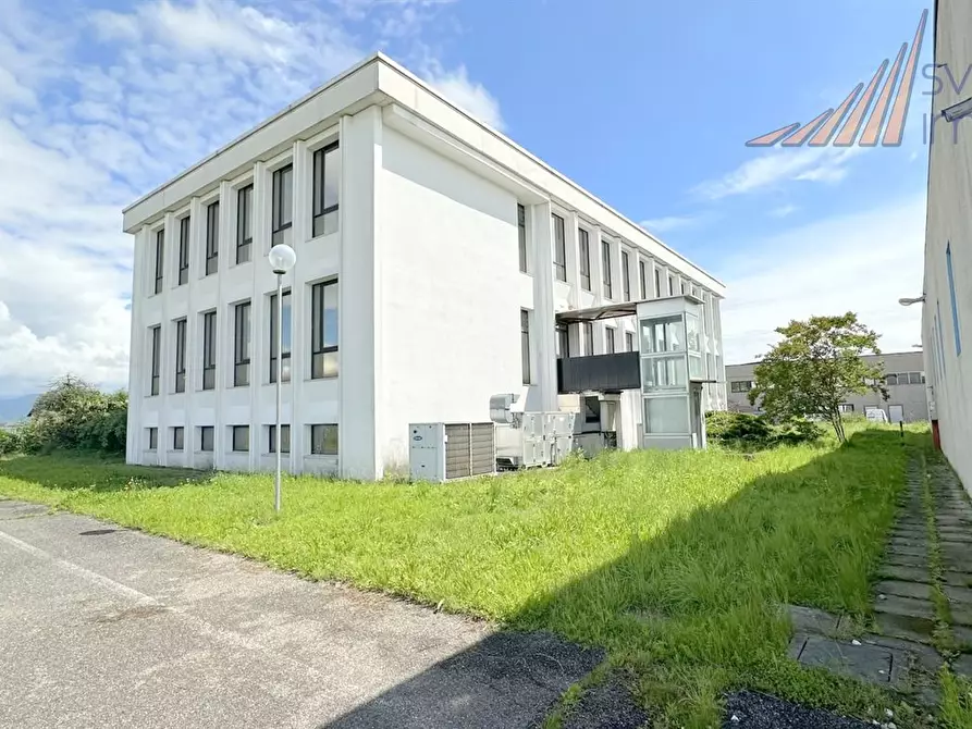 Immagine 5 di Capannone industriale in vendita  in via Guido Rossa 18/20 a Cornate D'adda