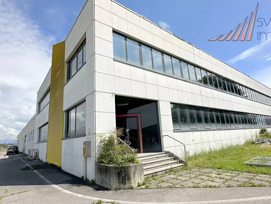 Immagine 2 di Capannone industriale in vendita  in via Guido Rossa 18/20 a Cornate D'adda