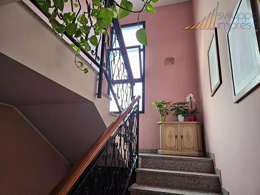 Immagine 4 di Capannone industriale in vendita  in Viale della Repubblica 56 a Muggiò