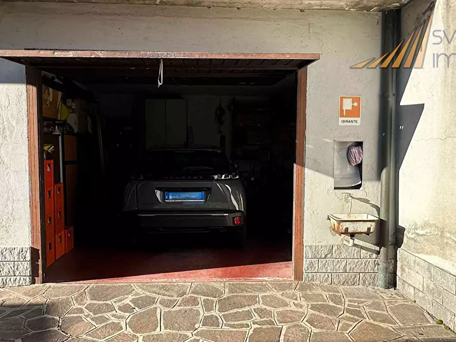 Immagine 5 di Capannone industriale in vendita  in Viale della Repubblica 56 a Muggiò