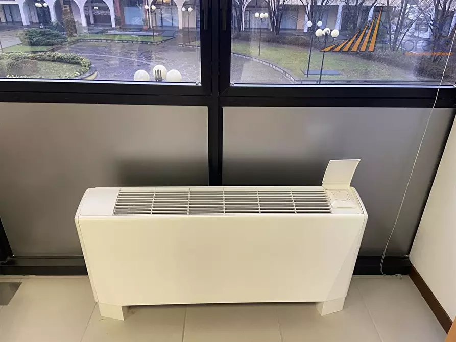 Immagine 5 di Ufficio in affitto  in piazza Giorgio la Pira 4 a Lissone