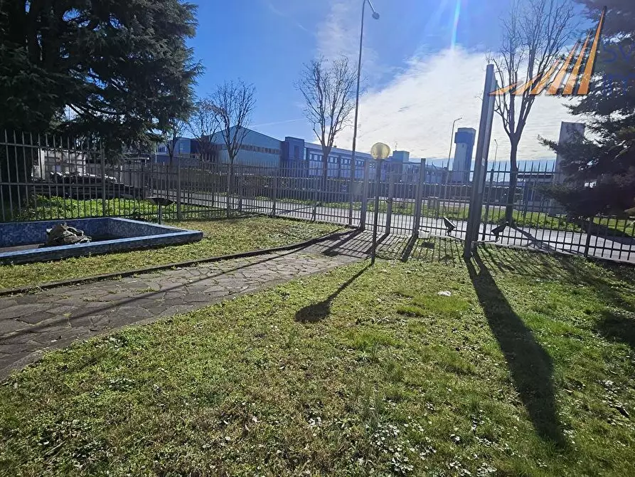 Immagine 1 di Ufficio in affitto  in Via Brescia 47 a Cernusco Sul Naviglio