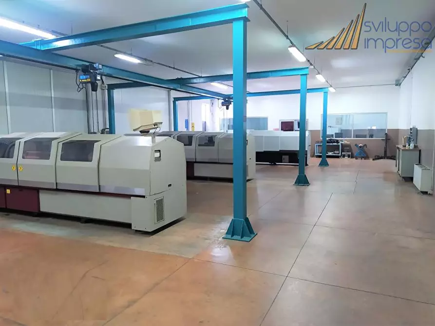 Immagine 9 di Capannone industriale in vendita  in Via Galileo Galilei 1 a Nova Milanese