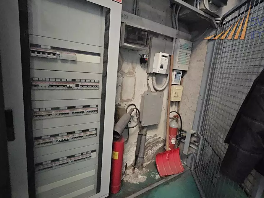 Immagine 4 di Capannone industriale in vendita  a Cinisello Balsamo