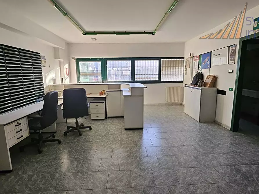 Immagine 7 di Capannone industriale in vendita  a Cinisello Balsamo