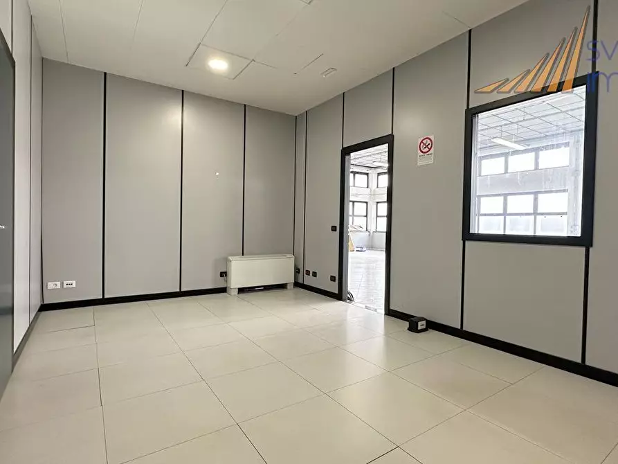 Immagine 3 di Capannone industriale in vendita  in Via Martini 1 a Cinisello Balsamo