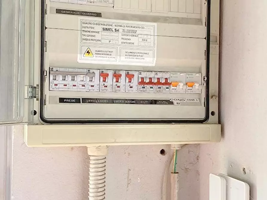 Immagine 4 di Capannone industriale in affitto  in via MONTE PASUBIO 7 a Monza