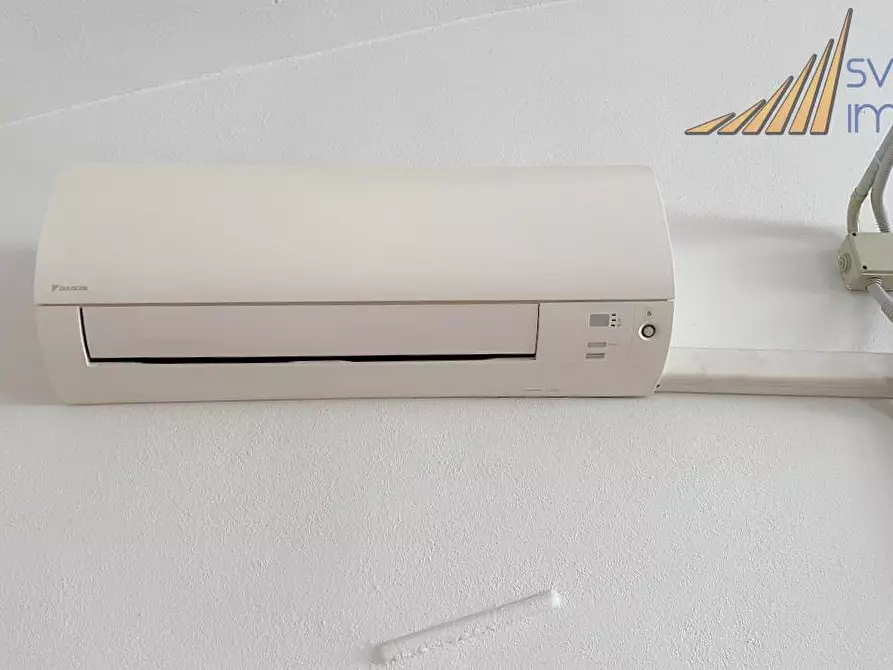 Immagine 2 di Capannone industriale in affitto  in via MONTE PASUBIO 7 a Monza