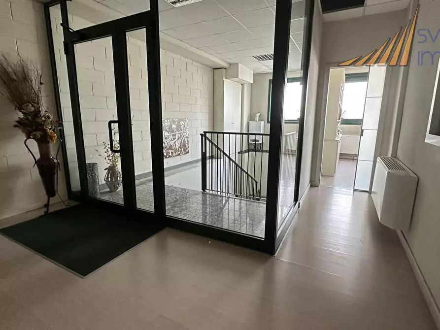 Immagine 1 di Capannone industriale in affitto  in VIA I MAGGIO 74 a Concorezzo