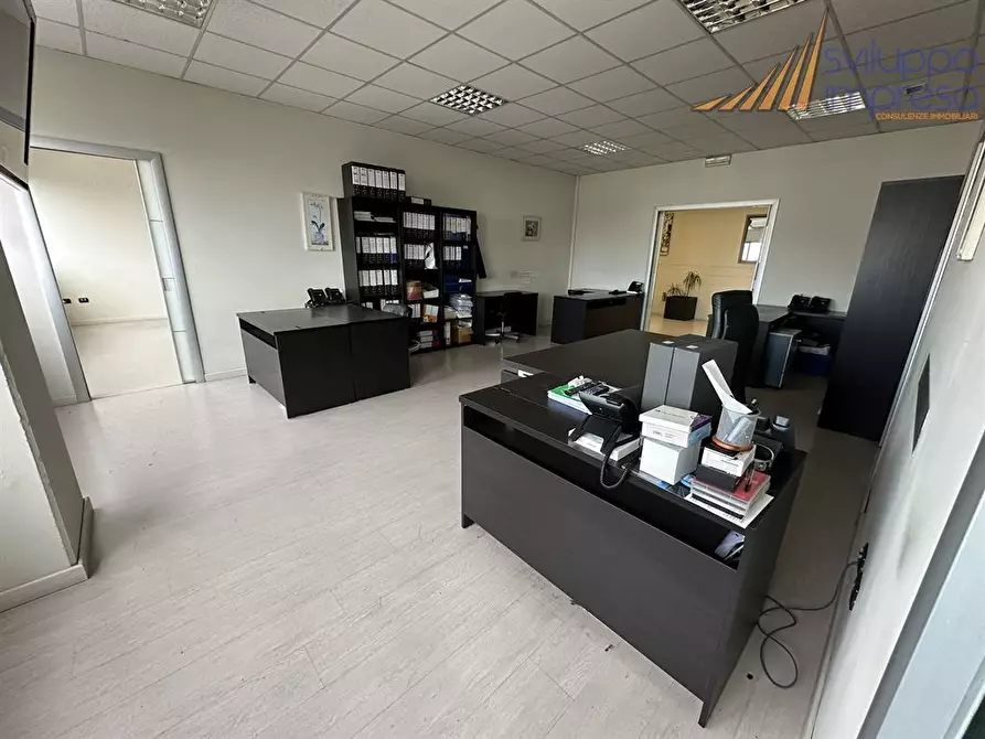 Immagine 3 di Capannone industriale in affitto  in VIA I MAGGIO 74 a Concorezzo