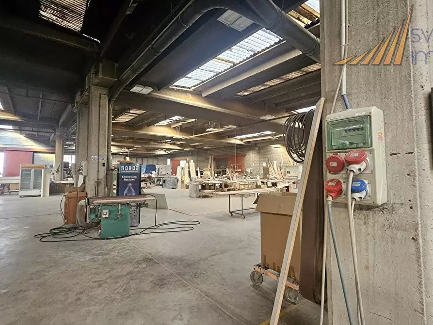 Immagine 9 di Capannone industriale in vendita  in via Dell'Artigianato 2 a Carugate