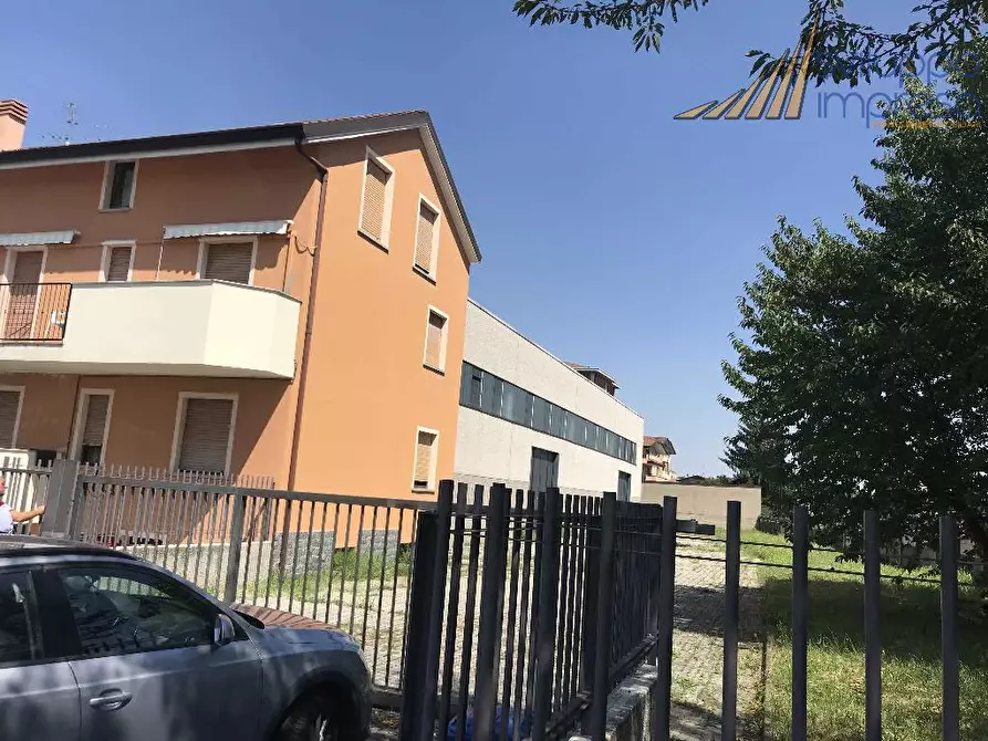 Immagine 3 di Capannone industriale in affitto  in via  Nullo 37 a Limbiate