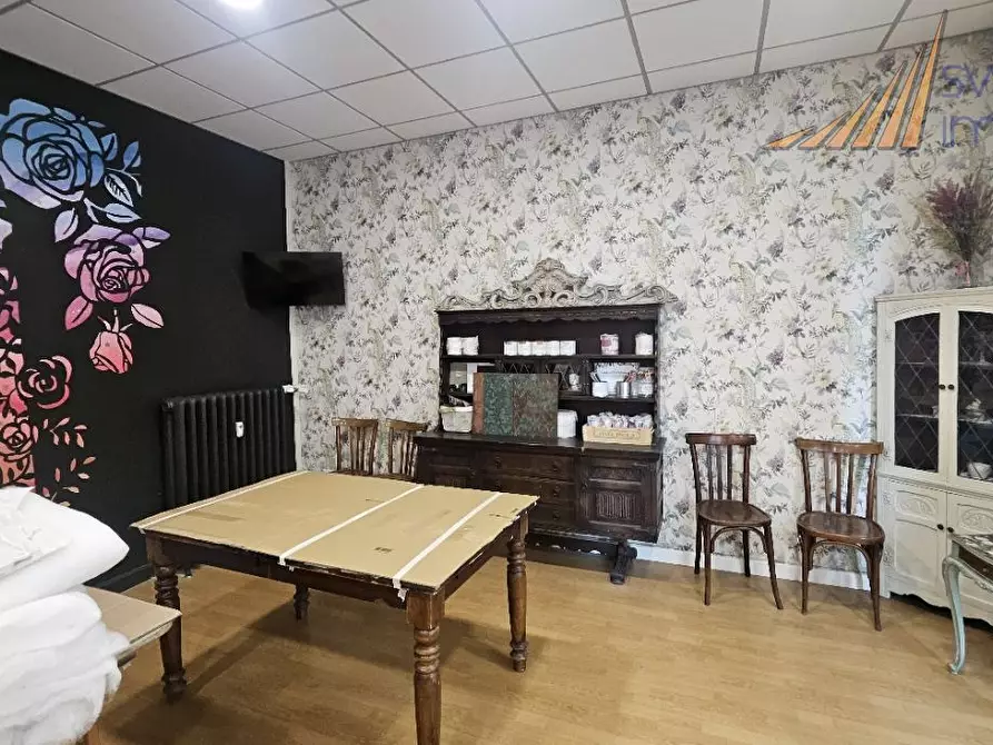 Immagine 1 di Negozio in affitto  in Via Lacerra 74 a Sesto San Giovanni