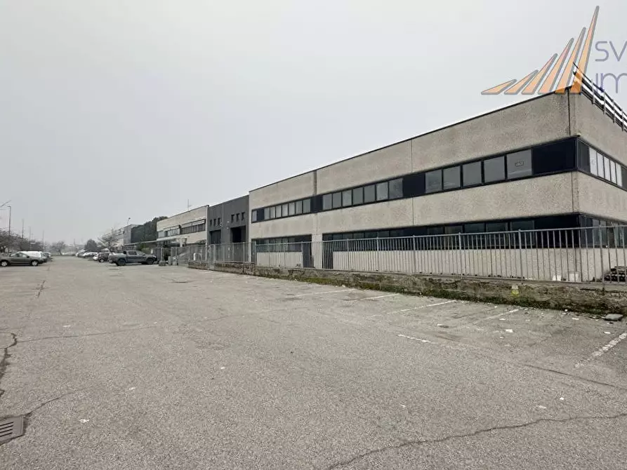 Immagine 8 di Capannone industriale in affitto  in via Albinoni 10 a Cinisello Balsamo