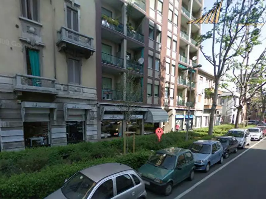 Immagine 1 di Negozio in affitto  in Viale Marelli 44 a Sesto San Giovanni