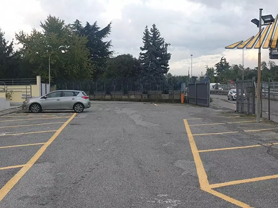 Immagine 1 di Negozio in affitto  in via Marconi 20 a Monza
