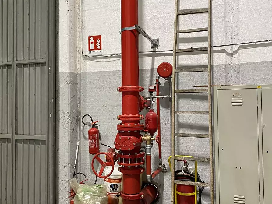 Immagine 2 di Capannone industriale in affitto  in via Euripide 30 a Agrate Brianza