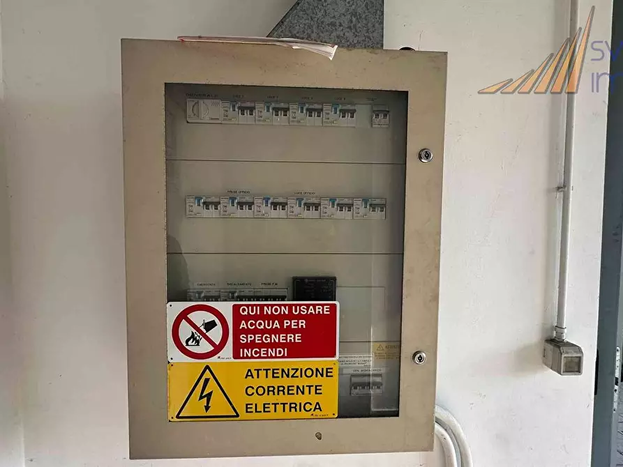 Immagine 6 di Capannone industriale in affitto  in VIA STOCCOLMA 30 a Seregno