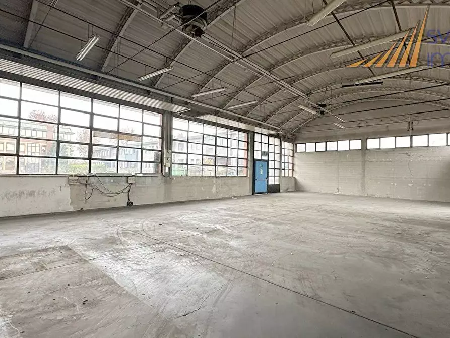 Immagine 1 di Capannone industriale in vendita  in VIA LAVORATORI 52 a Cinisello Balsamo