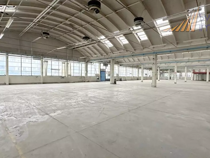 Immagine 5 di Capannone industriale in vendita  in VIA LAVORATORI 52 a Cinisello Balsamo