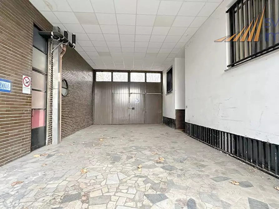 Immagine 9 di Capannone industriale in vendita  in VIA LAVORATORI 52 a Cinisello Balsamo