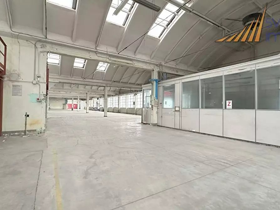 Immagine 4 di Capannone industriale in vendita  in VIA LAVORATORI 52 a Cinisello Balsamo