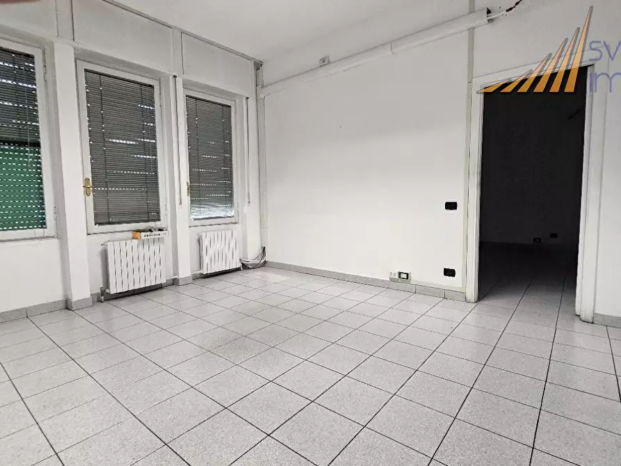 Immagine 2 di Capannone industriale in vendita  in Via Umbria a Segrate