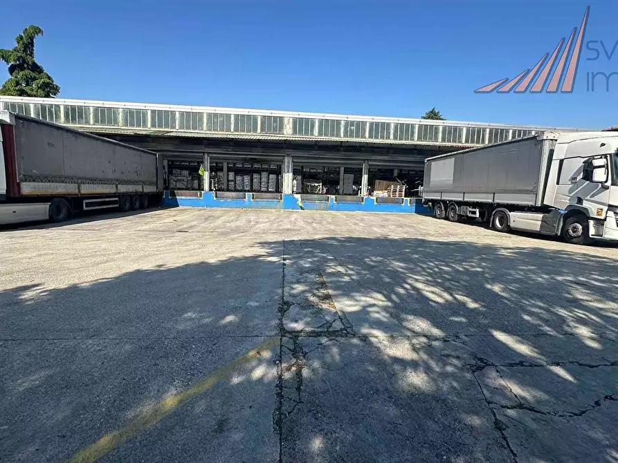Immagine 7 di Capannone industriale in vendita  in Via Umbria a Segrate