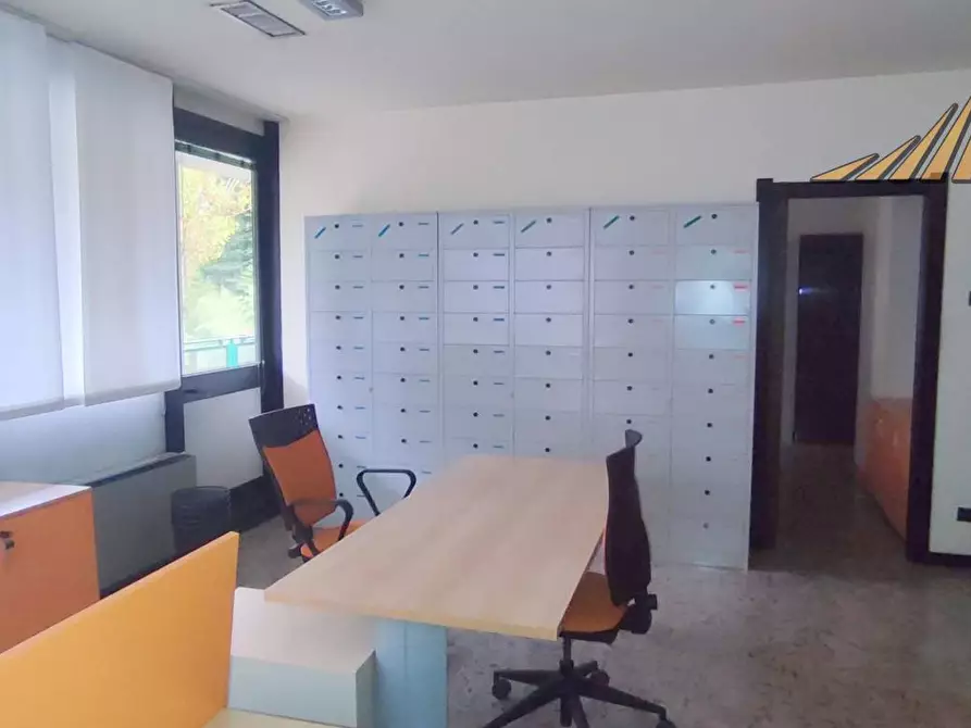 Immagine 7 di Ufficio in affitto  in Via Emilia 83 a Cologno Monzese
